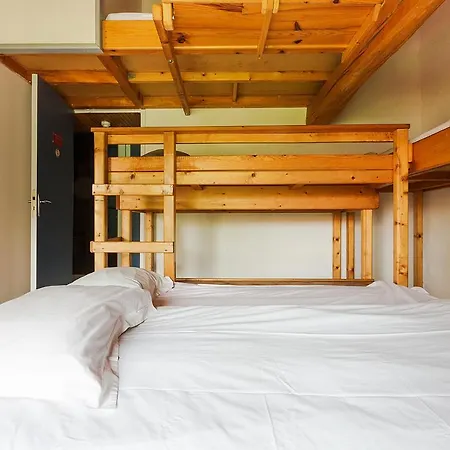 Hostel Tilia Huos