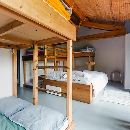 Tilia Hostel Huos
