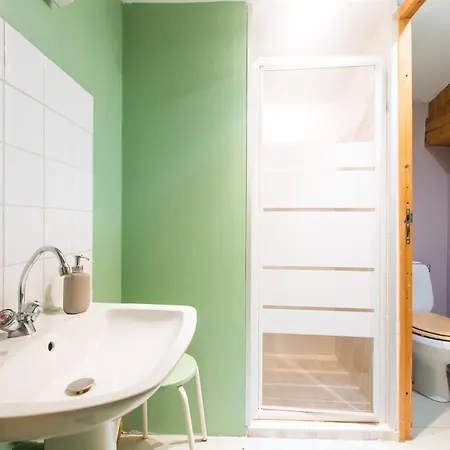 Hostel Tilia