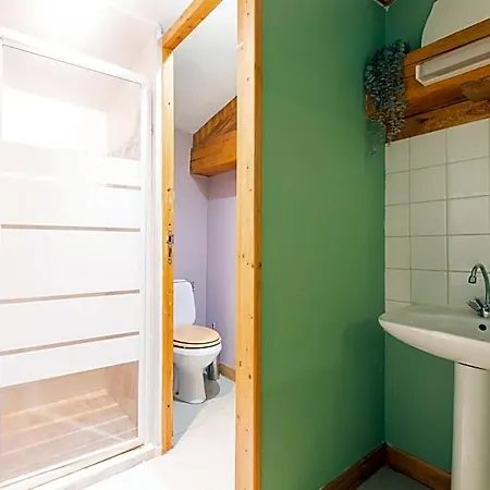 Tilia Hostel